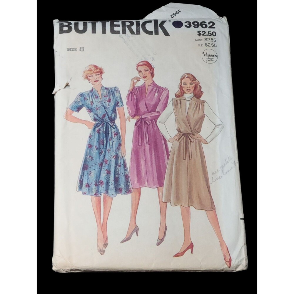Vtg Butterick 3962 Sewing pattern Womens Dress Jumper & Belts Zize 8 uncut 1980s